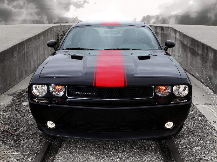  Dodge Challenger Rallye Redline 2012 года  (фото 20 из 25)